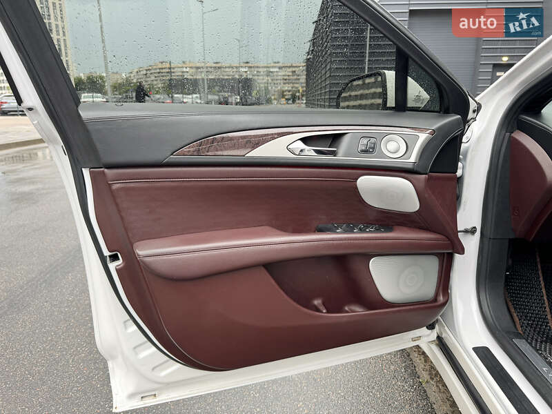 Седан Lincoln MKZ 2017 в Києві