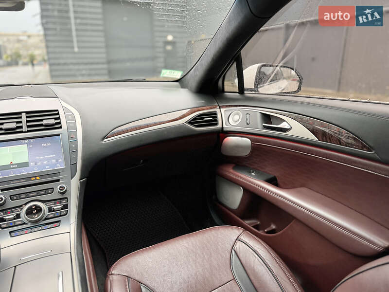 Седан Lincoln MKZ 2017 в Києві