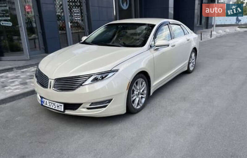 Lincoln MKZ 2014