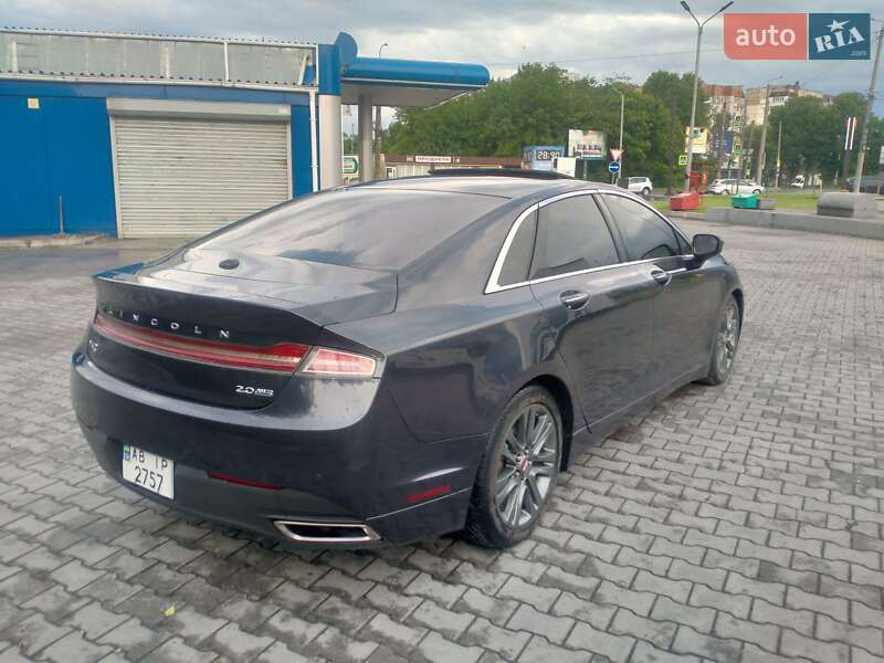 Lincoln MKZ 2013