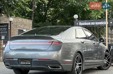 Седан Lincoln MKZ 2014 в 