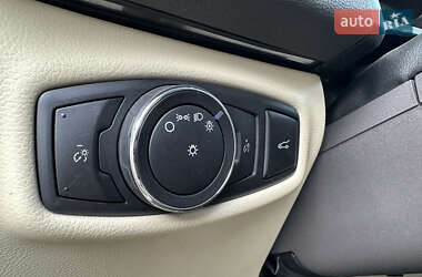Седан Lincoln MKZ 2014 в 