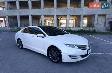 Седан Lincoln MKZ 2013 в 