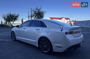 Седан Lincoln MKZ 2013 в 