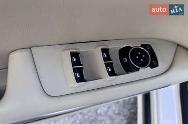 Седан Lincoln MKZ 2013 в 