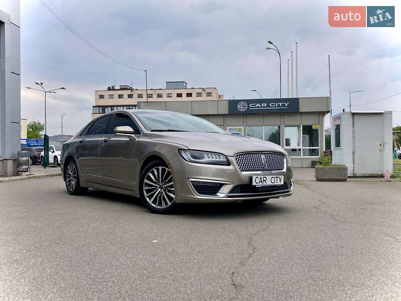 Lincoln MKZ 2018