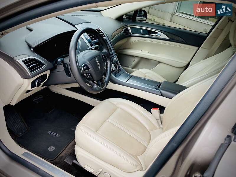 Седан Lincoln MKZ 2018 в Киеве