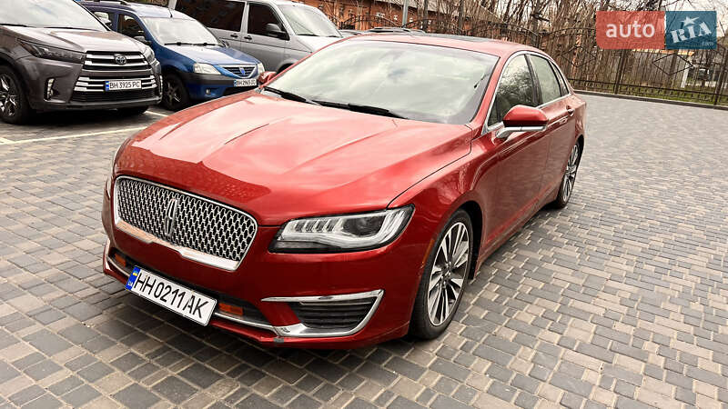 Lincoln MKZ 2019