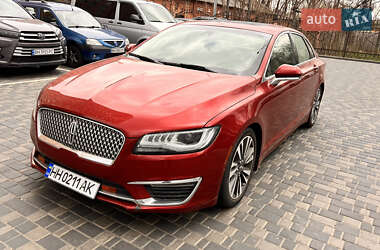 Седан Lincoln MKZ 2019 в 