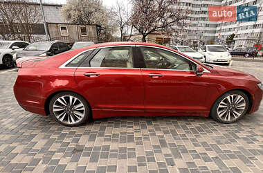 Седан Lincoln MKZ 2019 в 