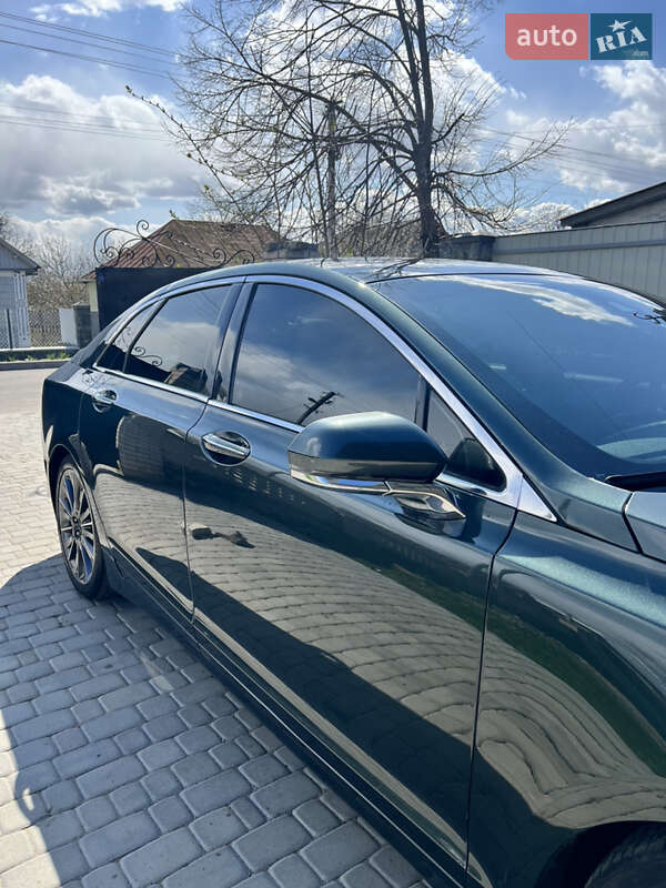 Седан Lincoln MKZ 2014 в Гайвороне