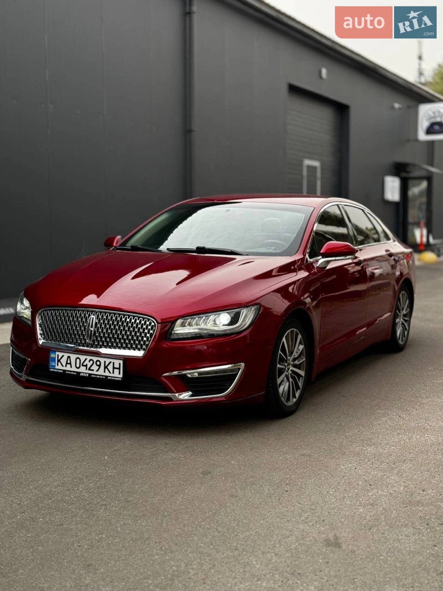 2017 Lincoln MKZ - мініатюра 12