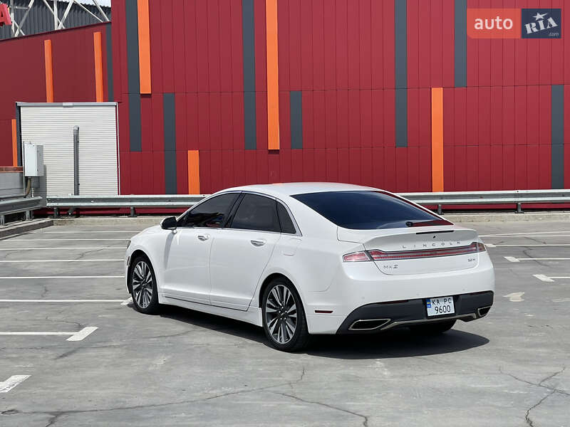 Седан Lincoln MKZ 2017 в Киеве