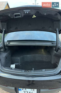 Седан Lincoln MKZ 2013 в 