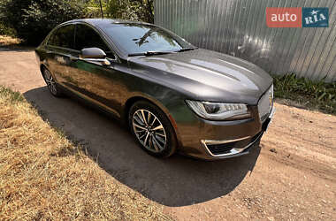 Седан Lincoln MKZ 2018 в 