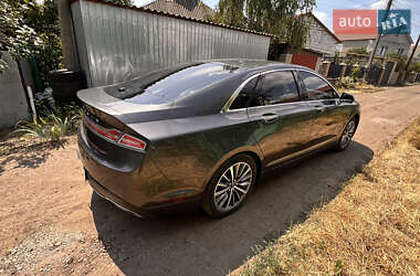 Седан Lincoln MKZ 2018 в 
