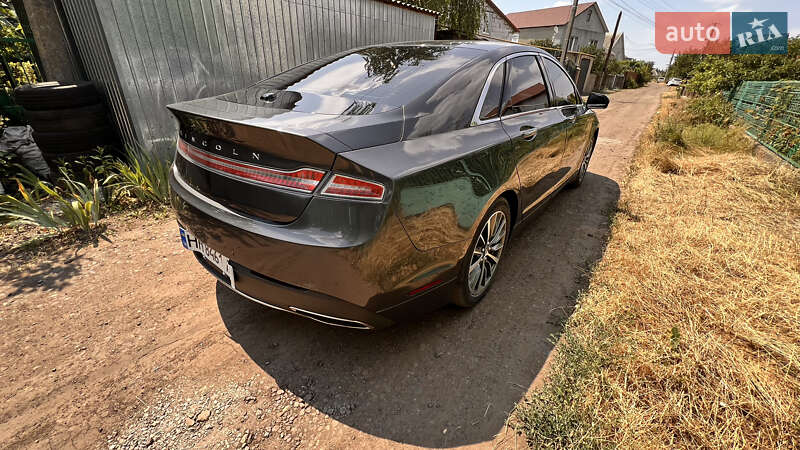Седан Lincoln MKZ 2018 в Роздільній