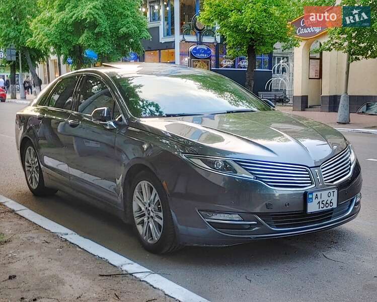 Lincoln MKZ 2014