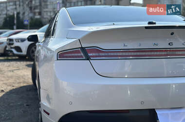 Седан Lincoln MKZ 2016 в 