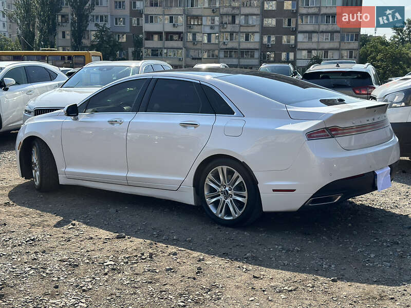 Седан Lincoln MKZ 2016 в Киеве