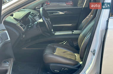Седан Lincoln MKZ 2016 в 