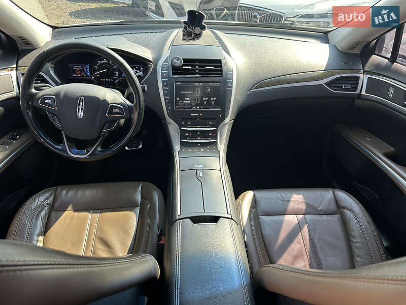Седан Lincoln MKZ 2016 в Киеве