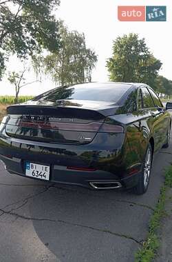 Седан Lincoln MKZ 2013 в 