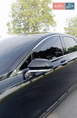 Седан Lincoln MKZ 2013 в 