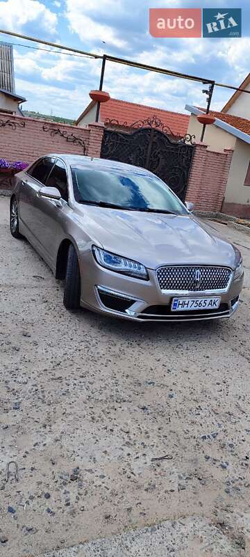 Седан Lincoln MKZ 2020 в Одесі