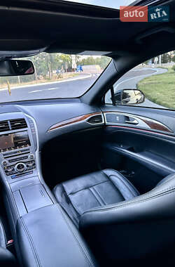 Седан Lincoln MKZ 2016 в 