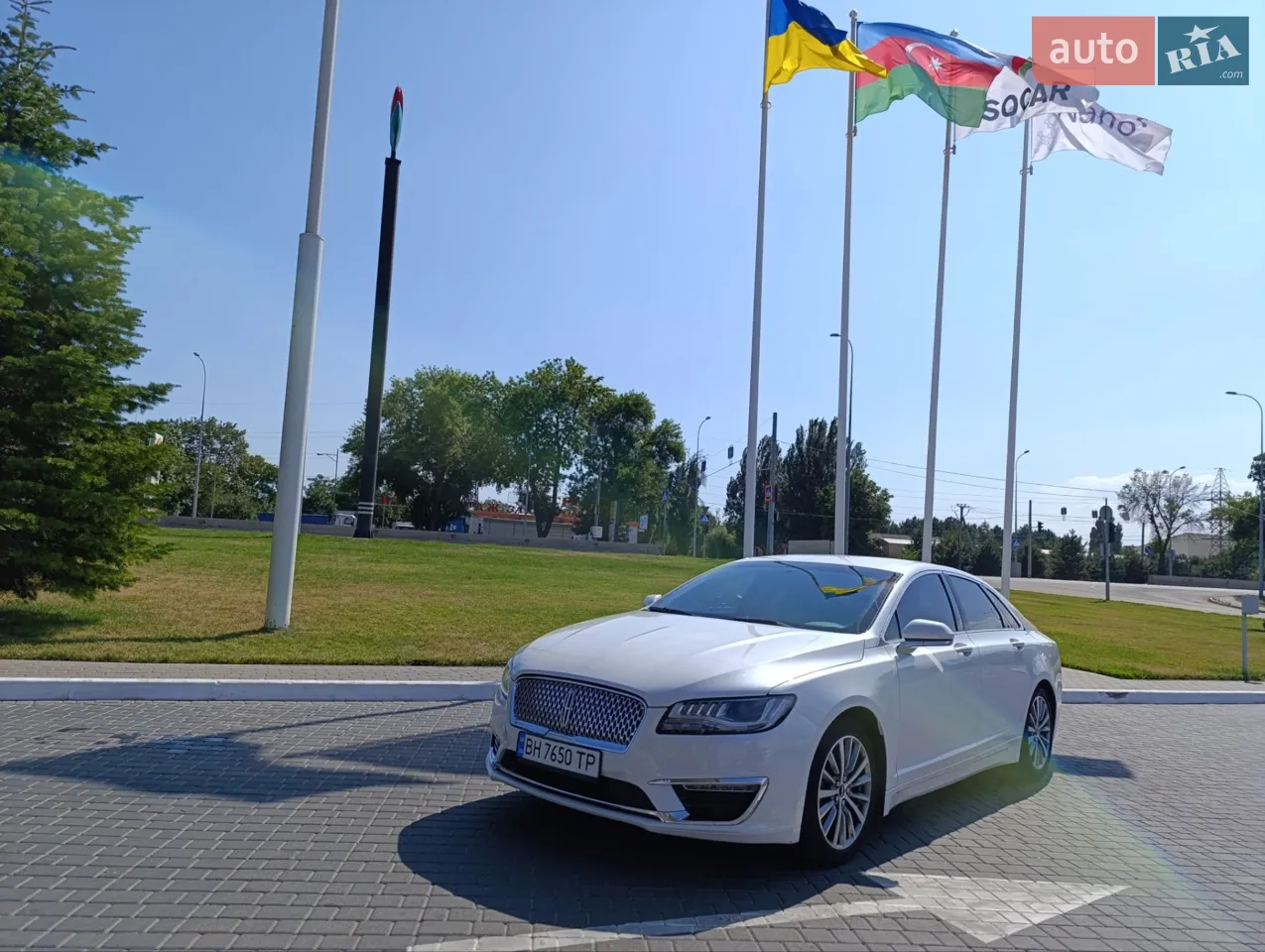 2019 Lincoln MKZ - мініатюра 33
