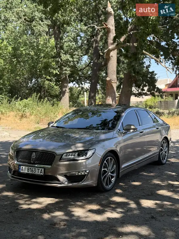 Lincoln MKZ