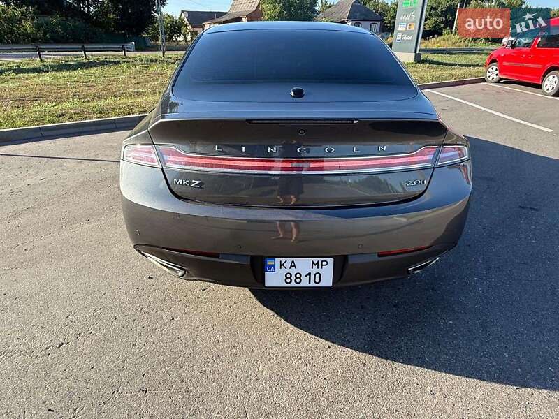 Седан Lincoln MKZ 2015 в Лохвице
