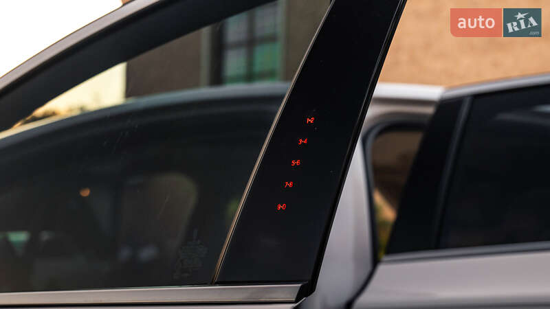 Седан Lincoln MKZ 2016 в Умани