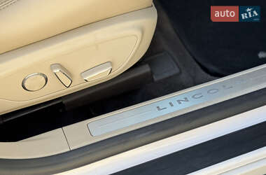 Седан Lincoln MKZ 2016 в 