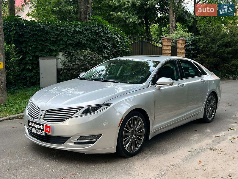 Lincoln MKZ 2015