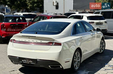Седан Lincoln MKZ 2013 в 