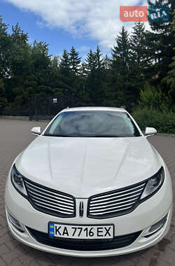 Седан Lincoln MKZ 2015 в 