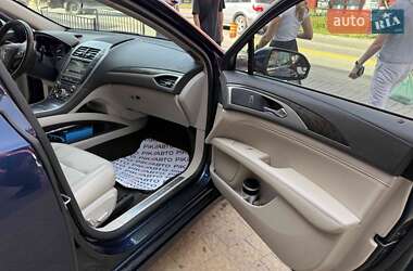 Седан Lincoln MKZ 2016 в 