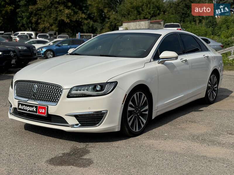 Lincoln MKZ 2019