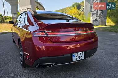 Седан Lincoln MKZ 2020 в 