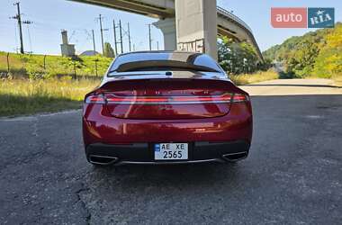 Седан Lincoln MKZ 2020 в 