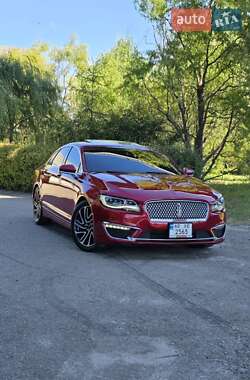 Седан Lincoln MKZ 2020 в 