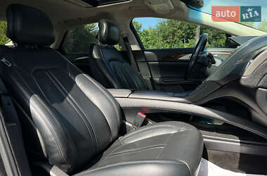 Седан Lincoln MKZ 2014 в 
