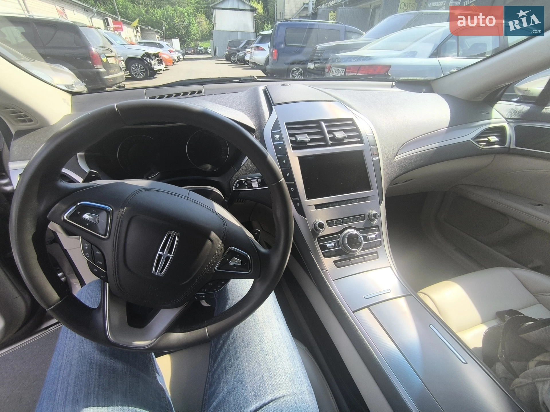 2019 Lincoln MKZ - мініатюра 15