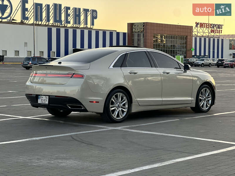 Седан Lincoln MKZ 2014 в Одессе