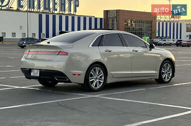 Седан Lincoln MKZ 2014 в 