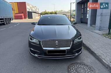 Седан Lincoln MKZ 2017 в 