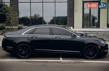 Седан Lincoln MKZ 2014 в 