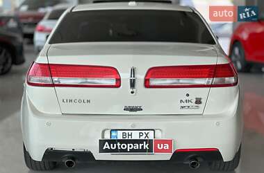 Седан Lincoln MKZ 2012 в 